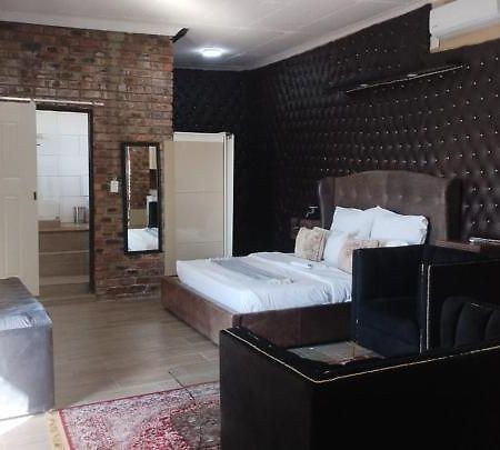 Naldorado Executive Villa Mbombela Exterior photo